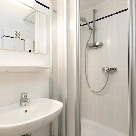 Probsteier Platz Ostseewelle * Laboe