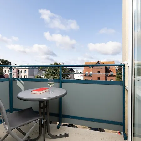 Probsteier Platz Ostseewelle * Laboe